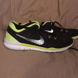 Nike Free 5.0 size 9.5